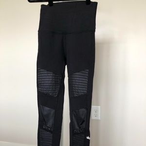 ALO Yoga Black Extreme High Waist Moto Legging